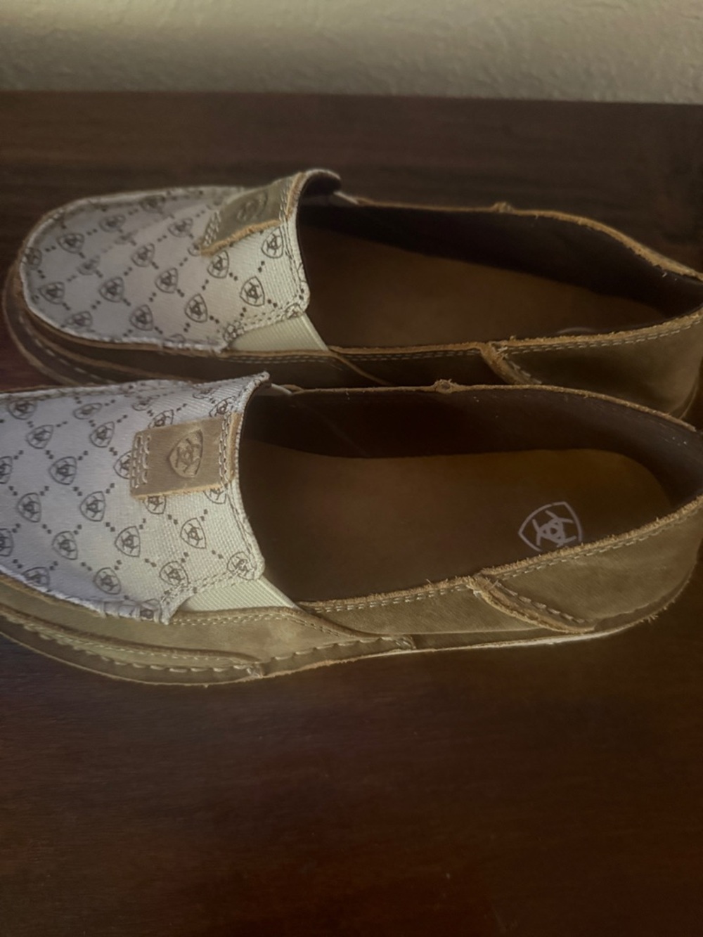 Ariat Beige Canvas Slip-Ons with Brown Logo Accents - Picture 3 of 6